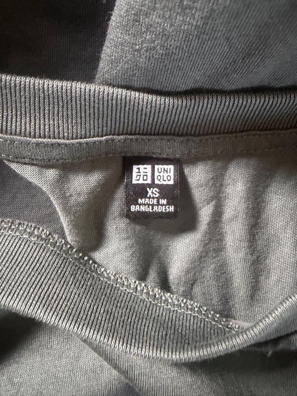 Uniqlo Women's A-Line Short Sleeve Tunic - Sage Green - Picture 5 of 5